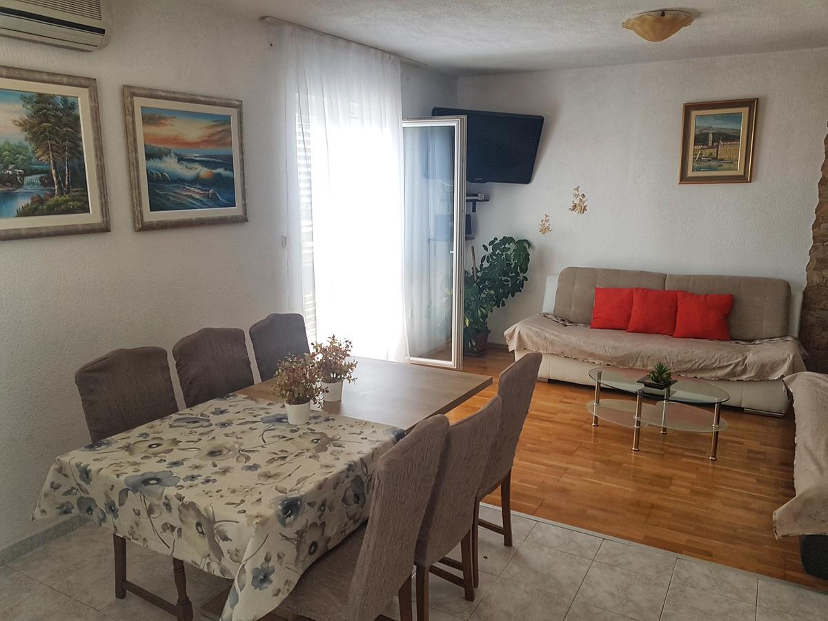 Apartments Mima Kaštela Εξωτερικό φωτογραφία